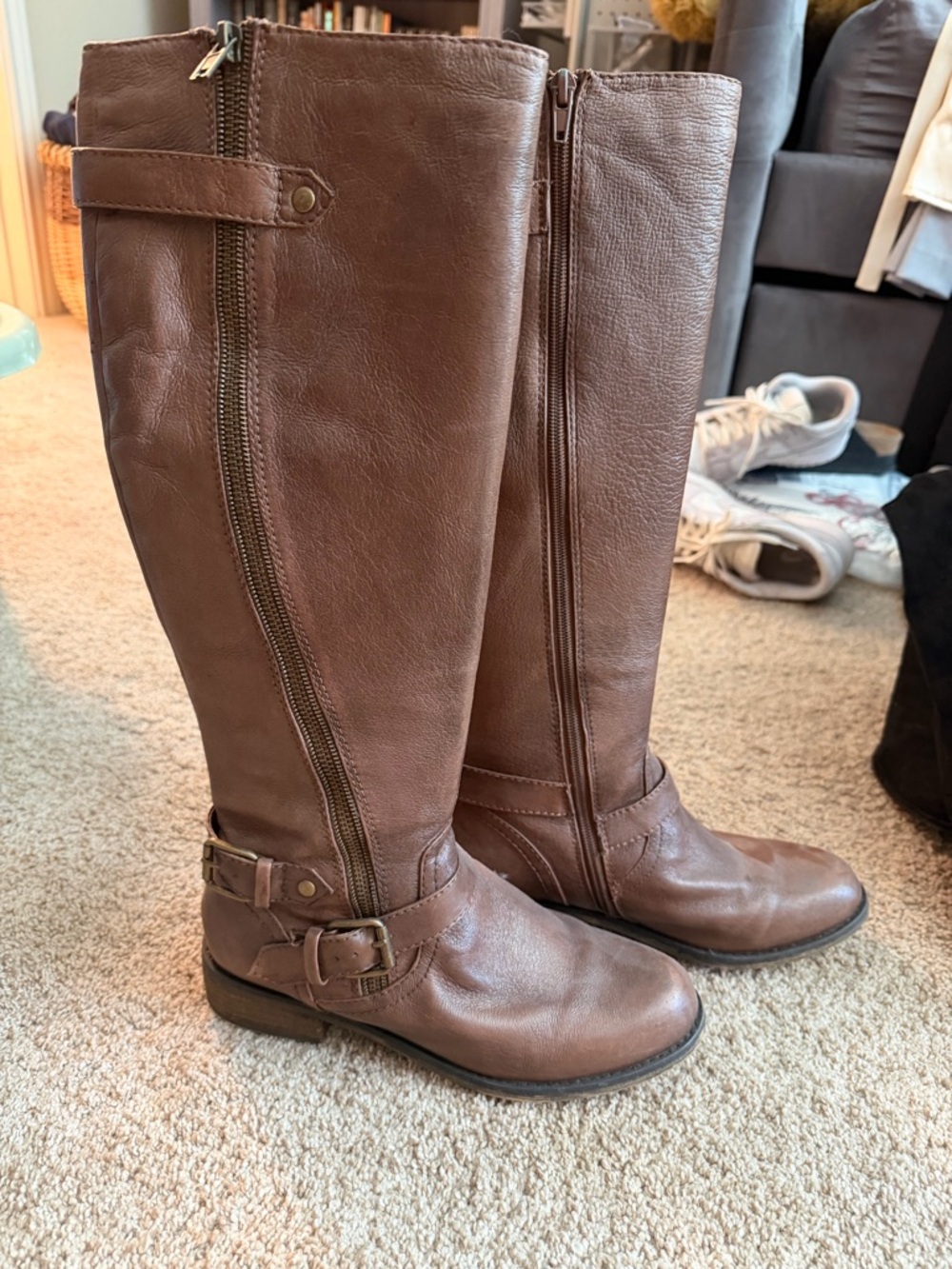 Classic Brown Leather Knee-High Riding Boots - Women's